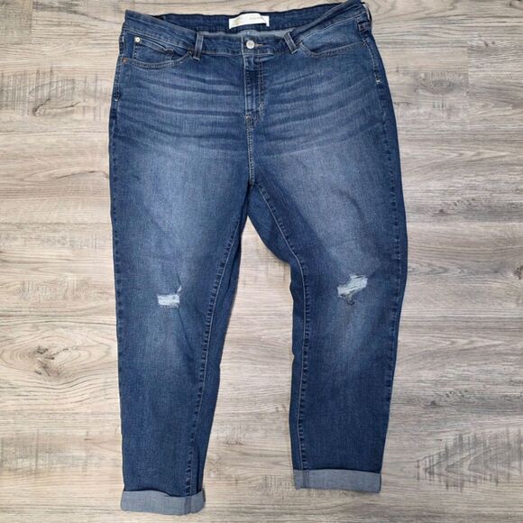 Signature by Levi Strauss Mid-Rise Boyfriend Rolled Hem Crop Jean Size 22 - Picture 1 of 8